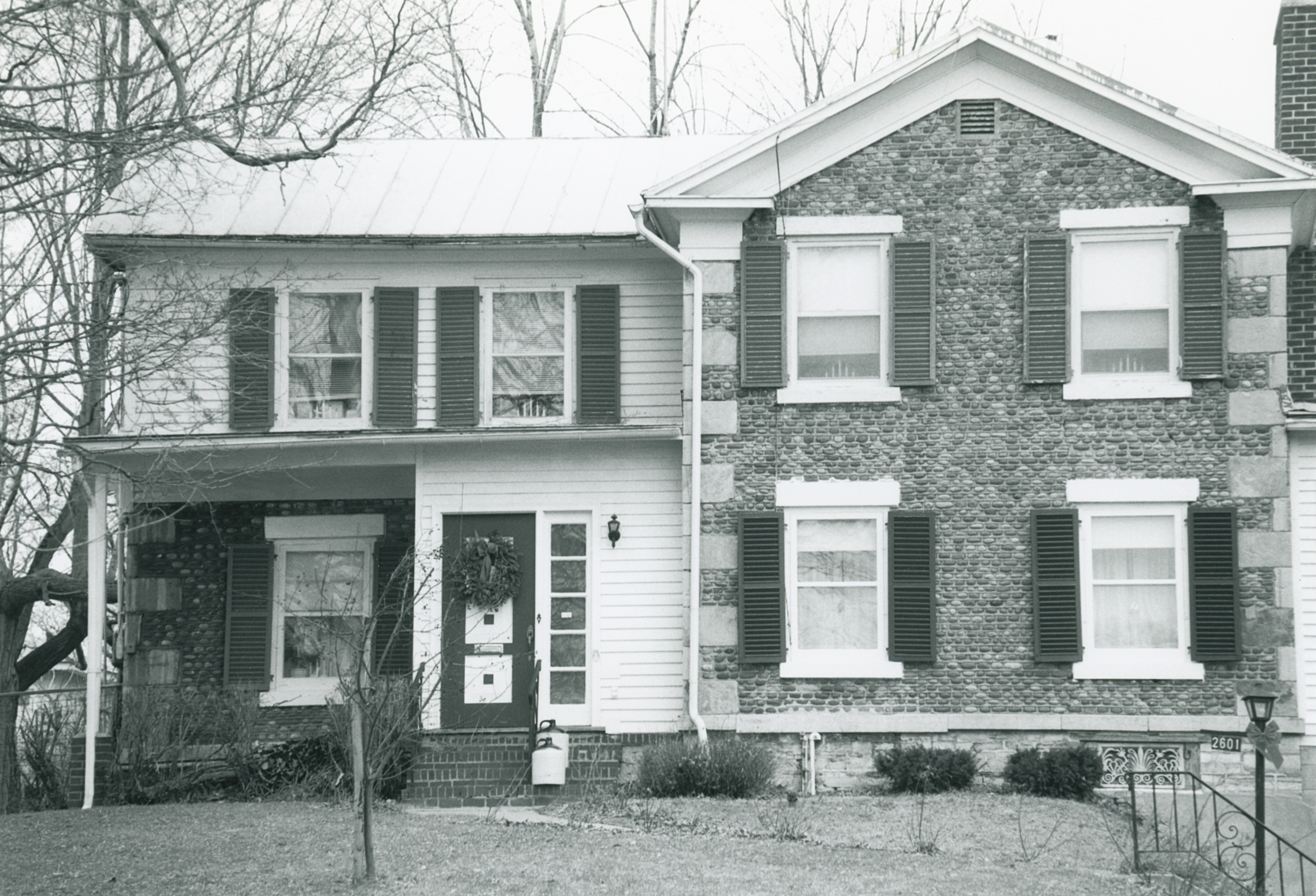 Ira-2 2587 E Main St Cato 1